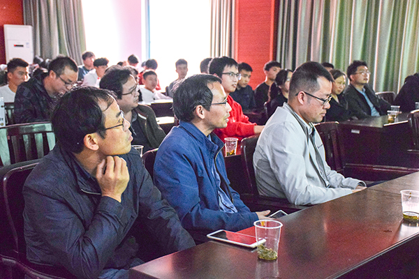 cdae999c0d894406a0fdf46d72830813.jpg y.jpg